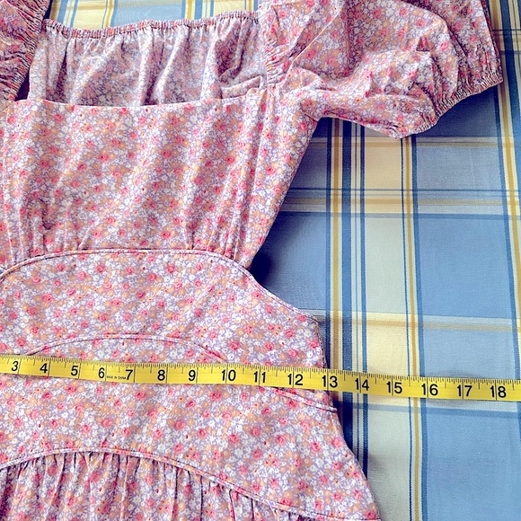 π·LAIT COLLECTION STACEY PUFF SLEEVE CUTOUT DRESS (NWT) π· - Picture 8 of 15